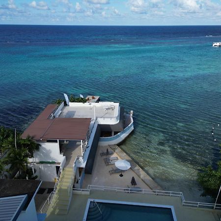 Ocean Palms Hotell Ocho Rios Exteriör bild