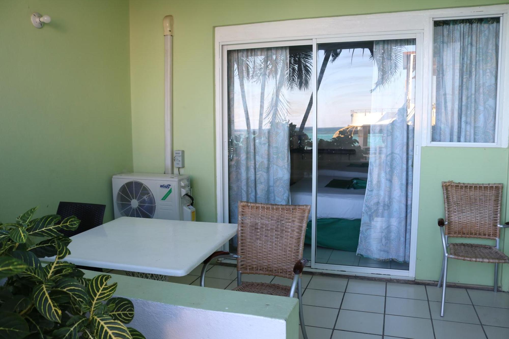 Ocean Palms Hotell Ocho Rios Exteriör bild